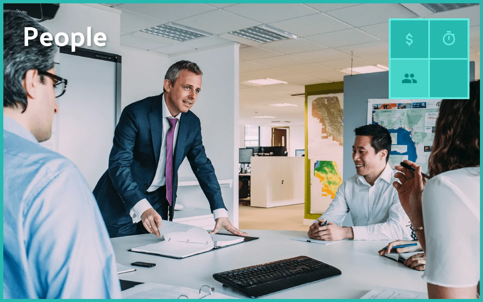 Colaboración de equipo representando limitaciones de personas