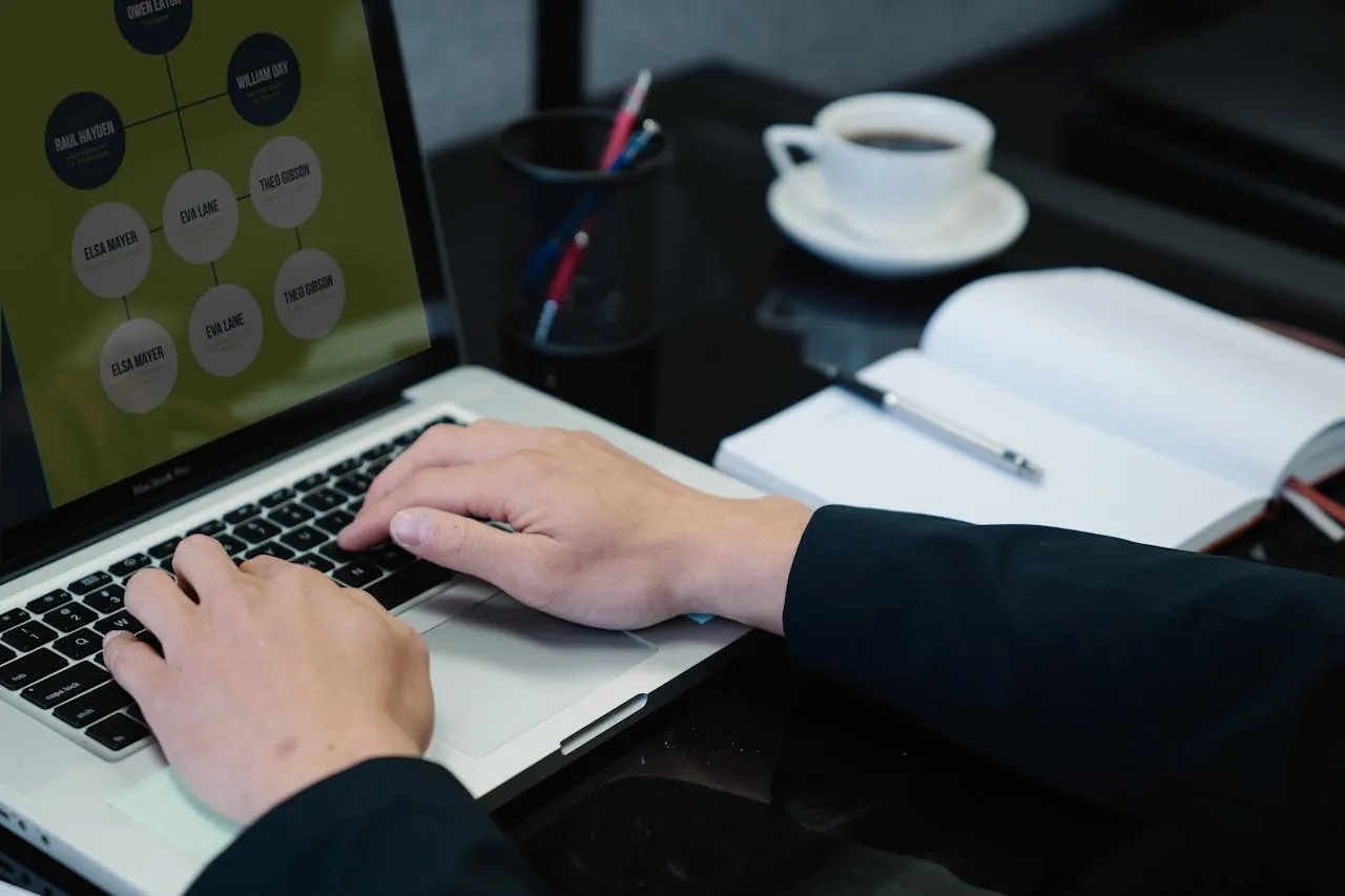 How to Use No-Code App Builders for Strangler Fig Pattern (in 2026) | Adalo