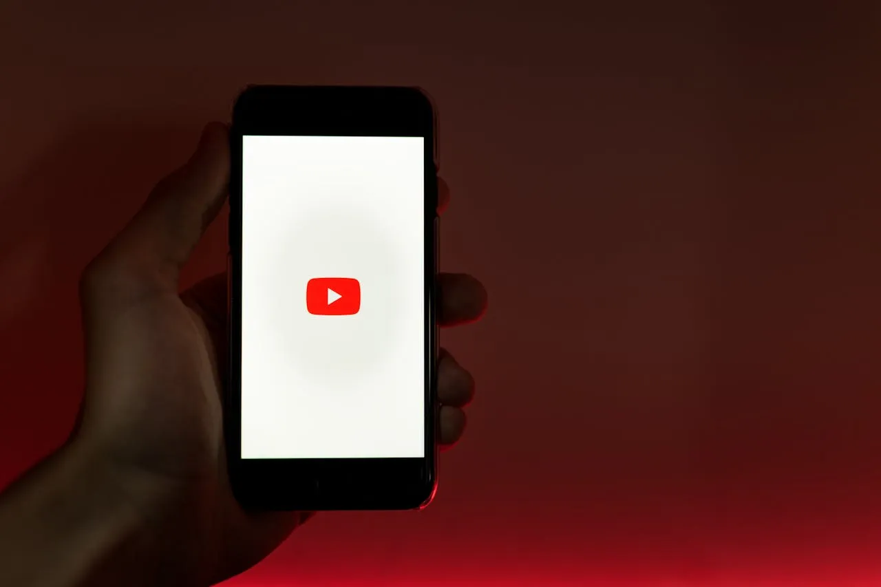 Guía paso a paso: Crear un clon de YouTube con Adalo