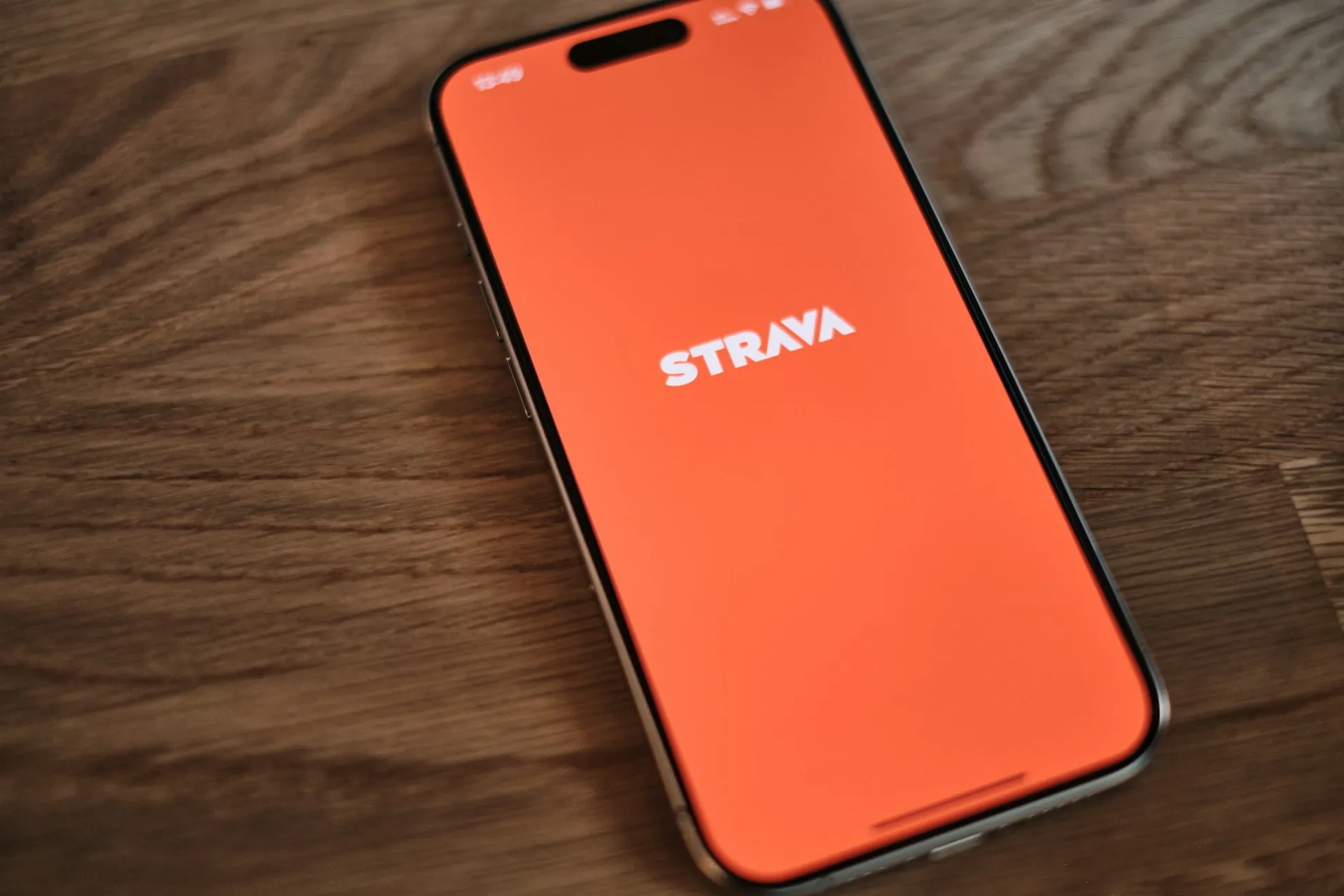 Guía paso a paso: Construir un clon de Strava con Adalo