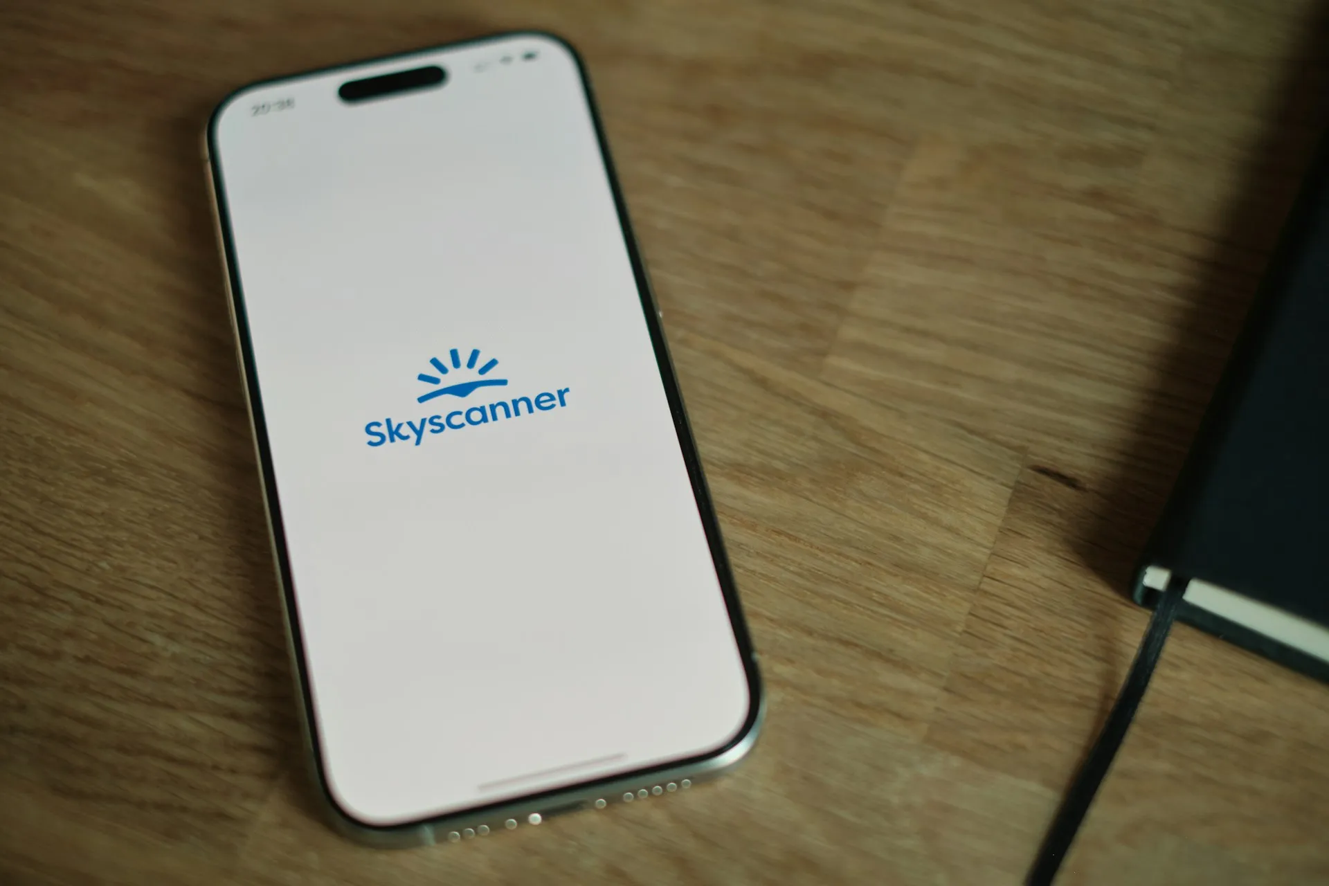 Guía paso a paso: Crear un clon de Skyscanner con Adalo